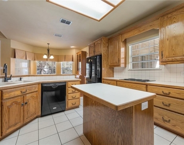 2550 County Road 233 - Photo Thumbnail 16