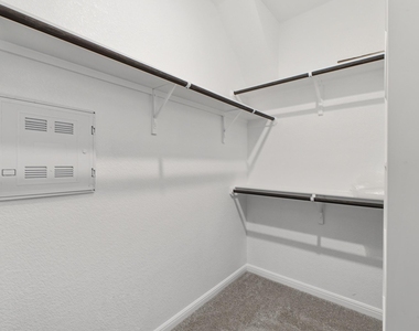 2210a Cornfield Dr - Photo Thumbnail 21