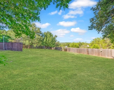 104 Cowal Dr N - Photo Thumbnail 26