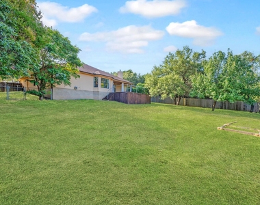 104 Cowal Dr N - Photo Thumbnail 27