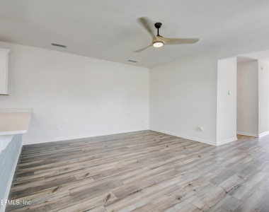 19 Pittman Court - Photo Thumbnail 14