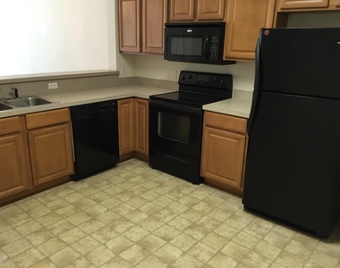 894 Scrub Jay Drive - Photo Thumbnail 3