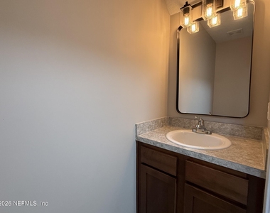 3228 Isabella Court - Photo Thumbnail 5
