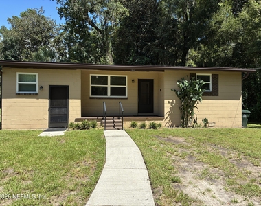 645 Allen Lane - Photo Thumbnail 1