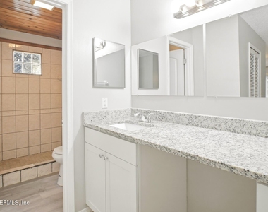 515 Fox Hollow Lane - Photo Thumbnail 11