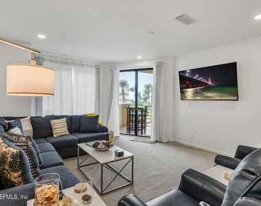 823 Spinnakers Reach Drive - Photo Thumbnail 24