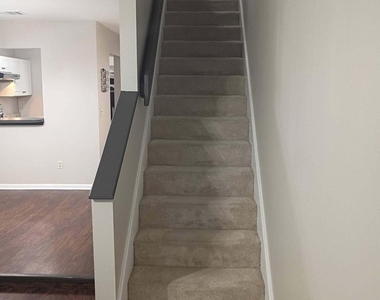 1188 Gano Avenue - Photo Thumbnail 4