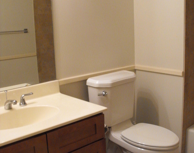 1661 Riverside Avenue - Photo Thumbnail 22