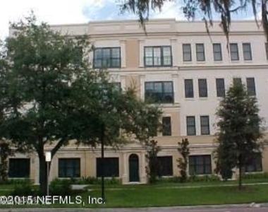 1661 Riverside Avenue - Photo Thumbnail 30