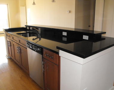 1661 Riverside Avenue - Photo Thumbnail 12