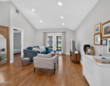 9351 Arbolita Way - Photo Thumbnail 20