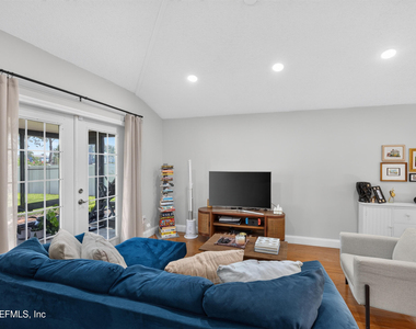 9351 Arbolita Way - Photo Thumbnail 21