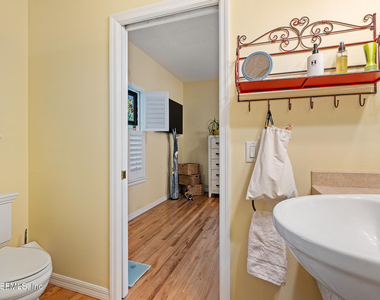 1708 Castile Street - Photo Thumbnail 26
