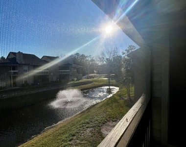 10200 Belle Rive Boulevard - Photo Thumbnail 2