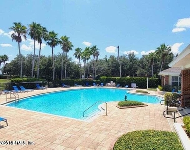7801 Point Meadows Drive - Photo Thumbnail 34