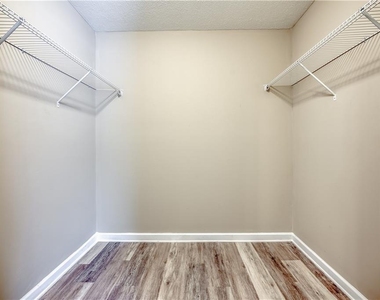130 Glory Lane - Photo Thumbnail 24
