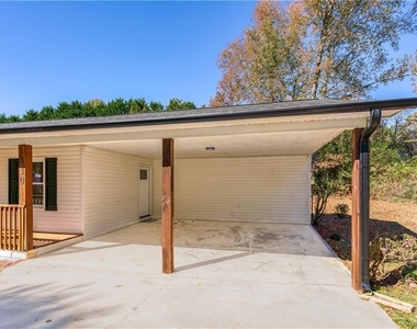 130 Glory Lane - Photo Thumbnail 28