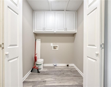 130 Glory Lane - Photo Thumbnail 21