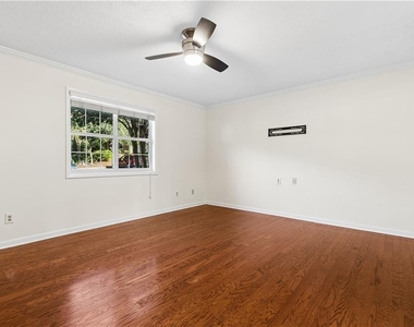 6900 Roswell Road - Photo Thumbnail 34