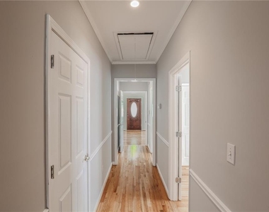507 Boulevard Place - Photo Thumbnail 22