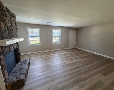 4125 Annistown Road - Photo Thumbnail 3