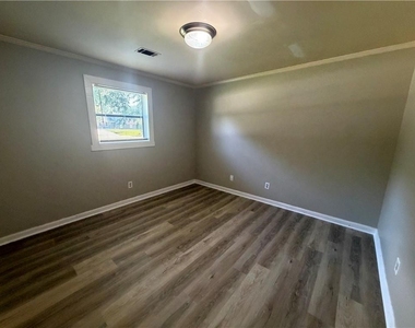 4125 Annistown Road - Photo Thumbnail 10