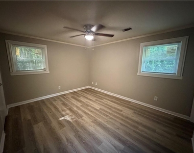 4125 Annistown Road - Photo Thumbnail 12