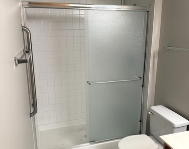 750 Pearson Street - Photo Thumbnail 18