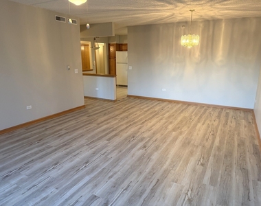 750 Pearson Street - Photo Thumbnail 12