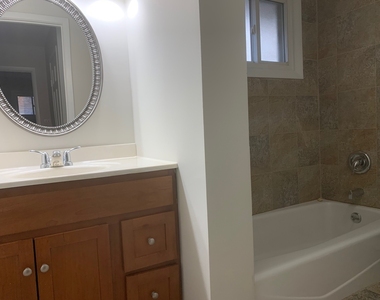 822 Skokie Boulevard - Photo Thumbnail 11