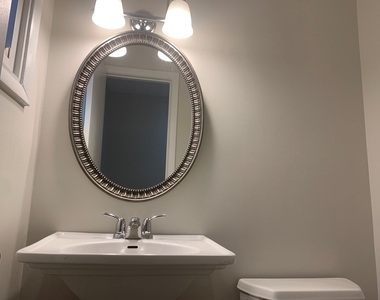 822 Skokie Boulevard - Photo Thumbnail 14