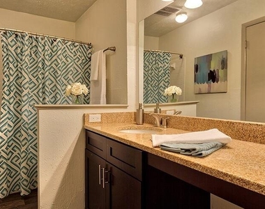 8601 Roberts Drive - Photo Thumbnail 14