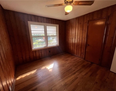 1148 Center Street Sw - Photo Thumbnail 22