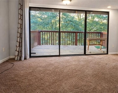 3575 Oakvale Road - Photo Thumbnail 2