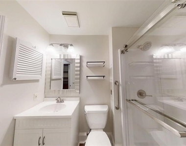 300 Johnson Ferry Road Ne - Photo Thumbnail 12