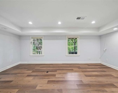 5132 Willow Point Parkway - Photo Thumbnail 33