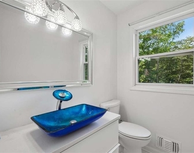 5132 Willow Point Parkway - Photo Thumbnail 14