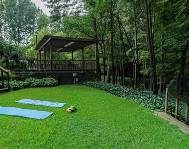 1831 Briarcliff Circle Ne - Photo Thumbnail 13