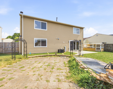 1320 Burns Drive - Photo Thumbnail 32