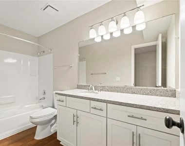 1831 Briarcliff Circle Ne - Photo Thumbnail 7