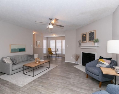 820 Canton Road - Photo Thumbnail 3