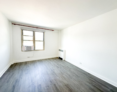 2606 W Balmoral Avenue - Photo Thumbnail 6