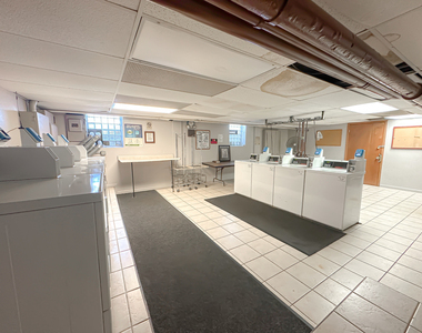 2606 W Balmoral Avenue - Photo Thumbnail 10
