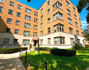 2606 W Balmoral Avenue - Photo Thumbnail 13