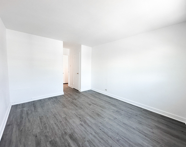 2606 W Balmoral Avenue - Photo Thumbnail 7
