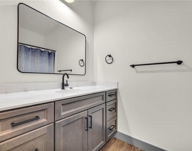 36 Spring Creek Court - Photo Thumbnail 21
