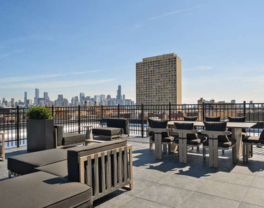 1257 N Ashland Avenue - Photo Thumbnail 26