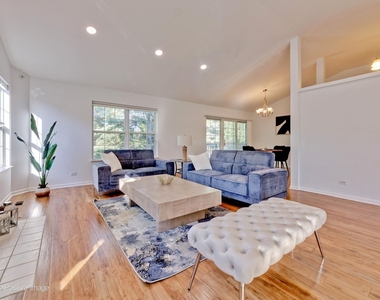 121 Commons Court - Photo Thumbnail 6