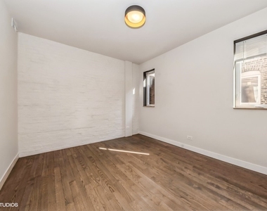 2620 W Rice Street - Photo Thumbnail 5