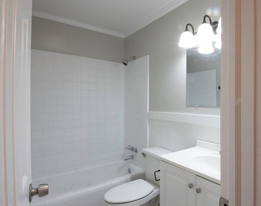 916 Jones Mill Road - Photo Thumbnail 5